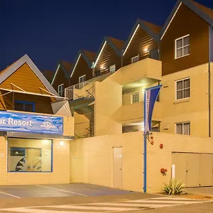 Hillarys Harbour Aparthotel