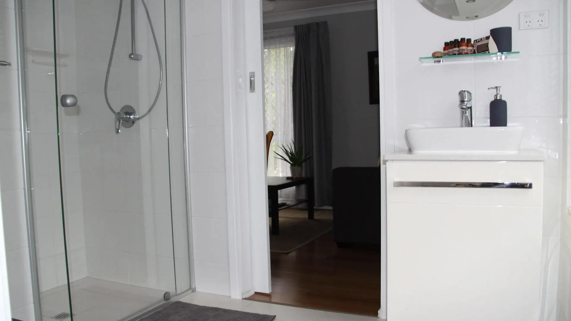 Paperbark Bed & Breakfast Brisbane