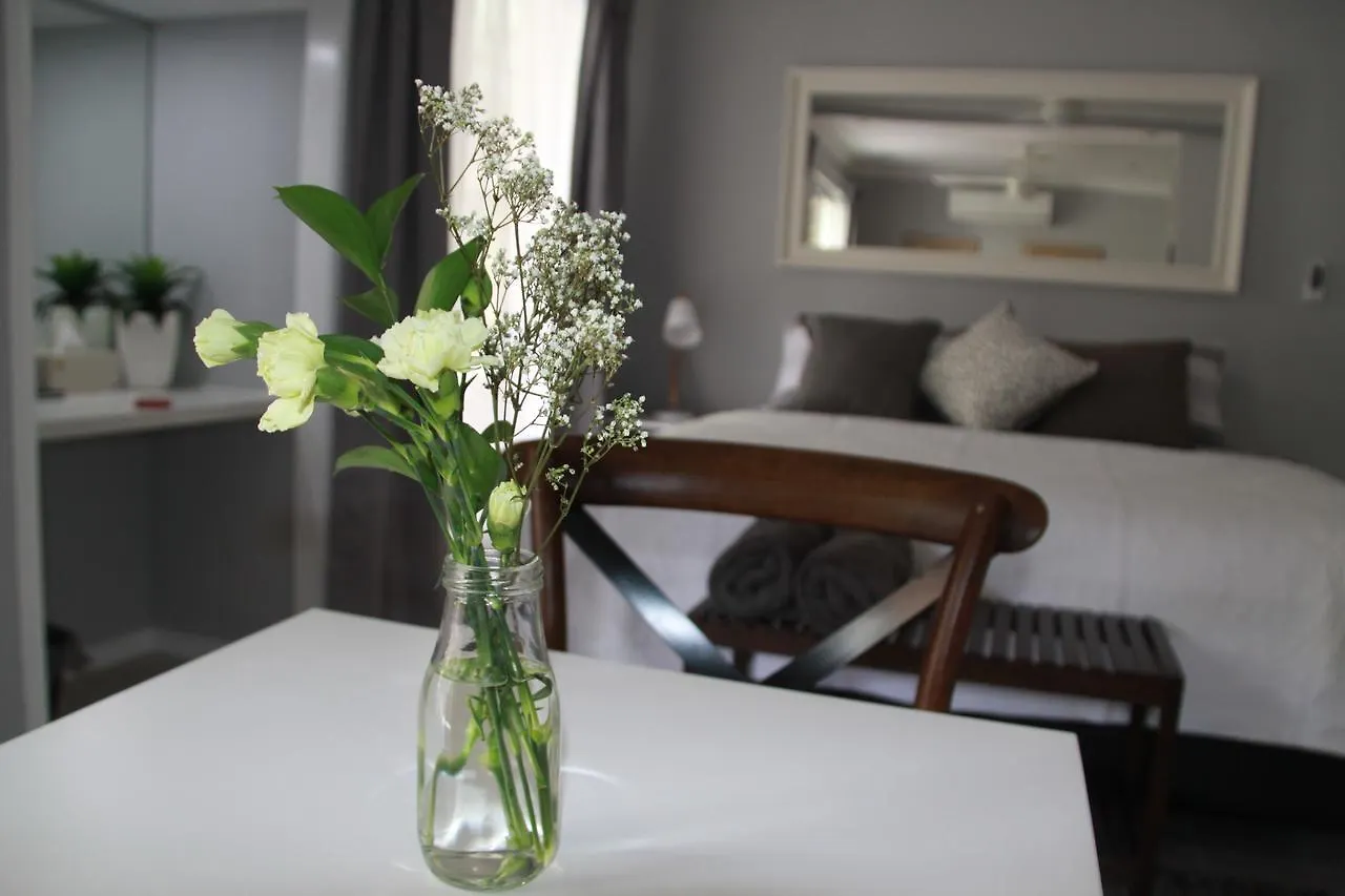Paperbark Bed & Breakfast Brisbane