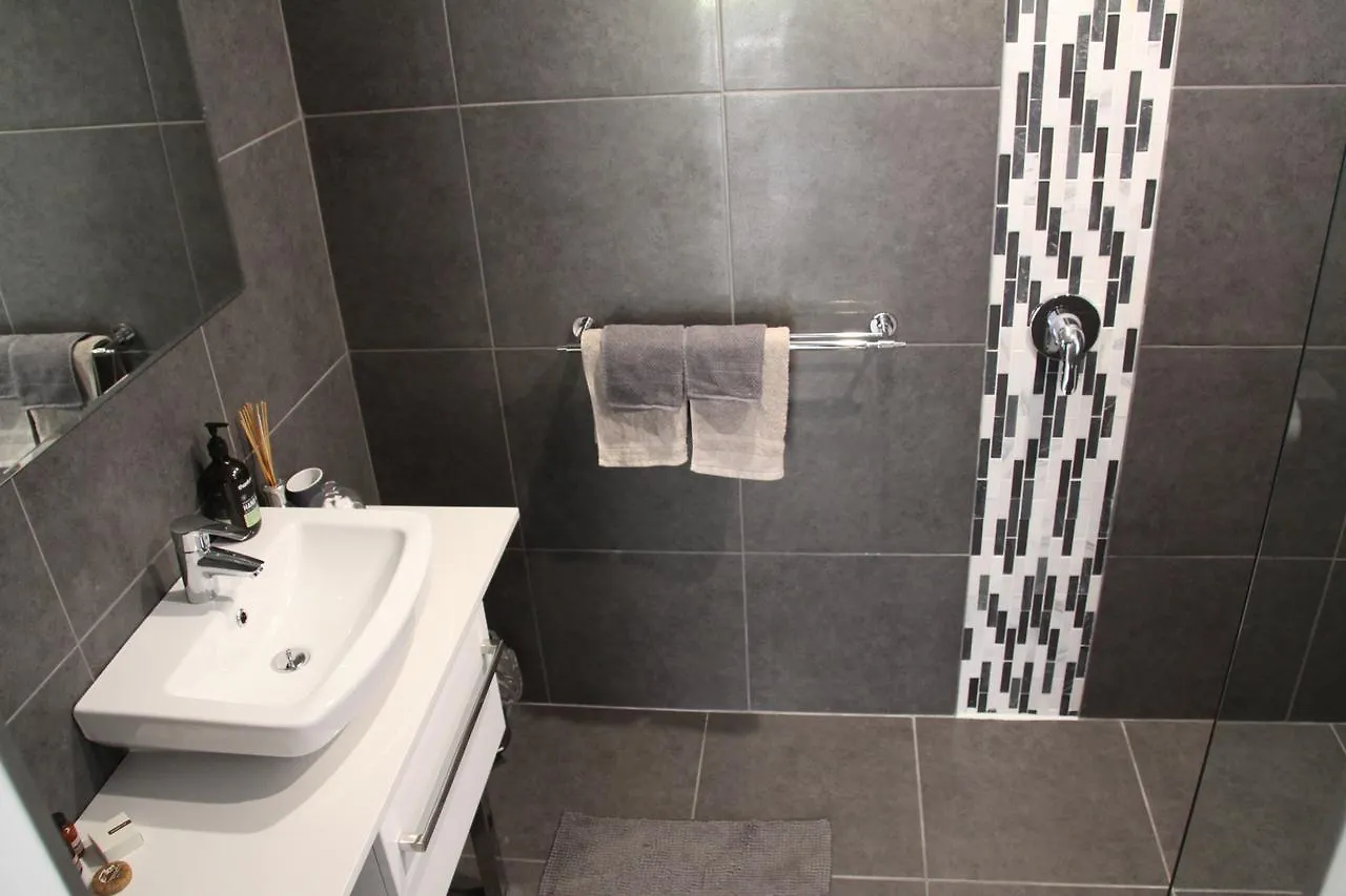 Paperbark Bed & Breakfast Brisbane