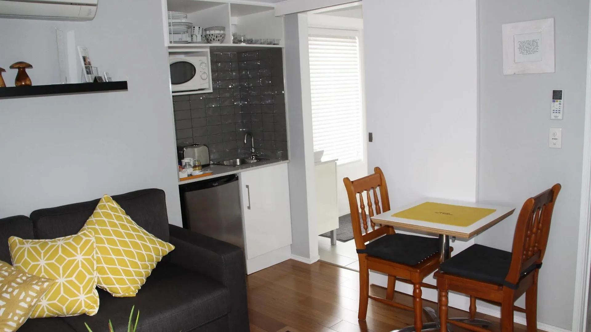 Paperbark Bed & Breakfast Brisbane